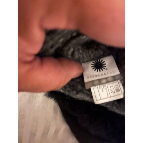 UGG Lattice Cardy Gray Sweater Boots - Picture 4 of 12